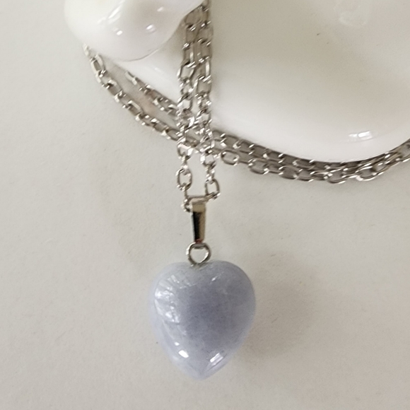 💙 Aquamarine Heart Necklace - Picture 2 of 4
